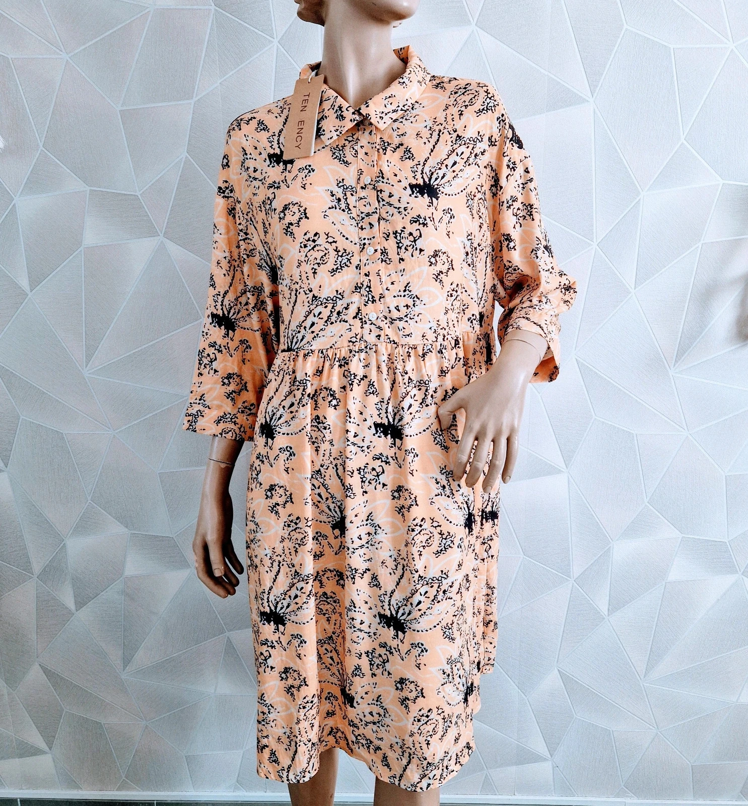 Robe manches 3/4